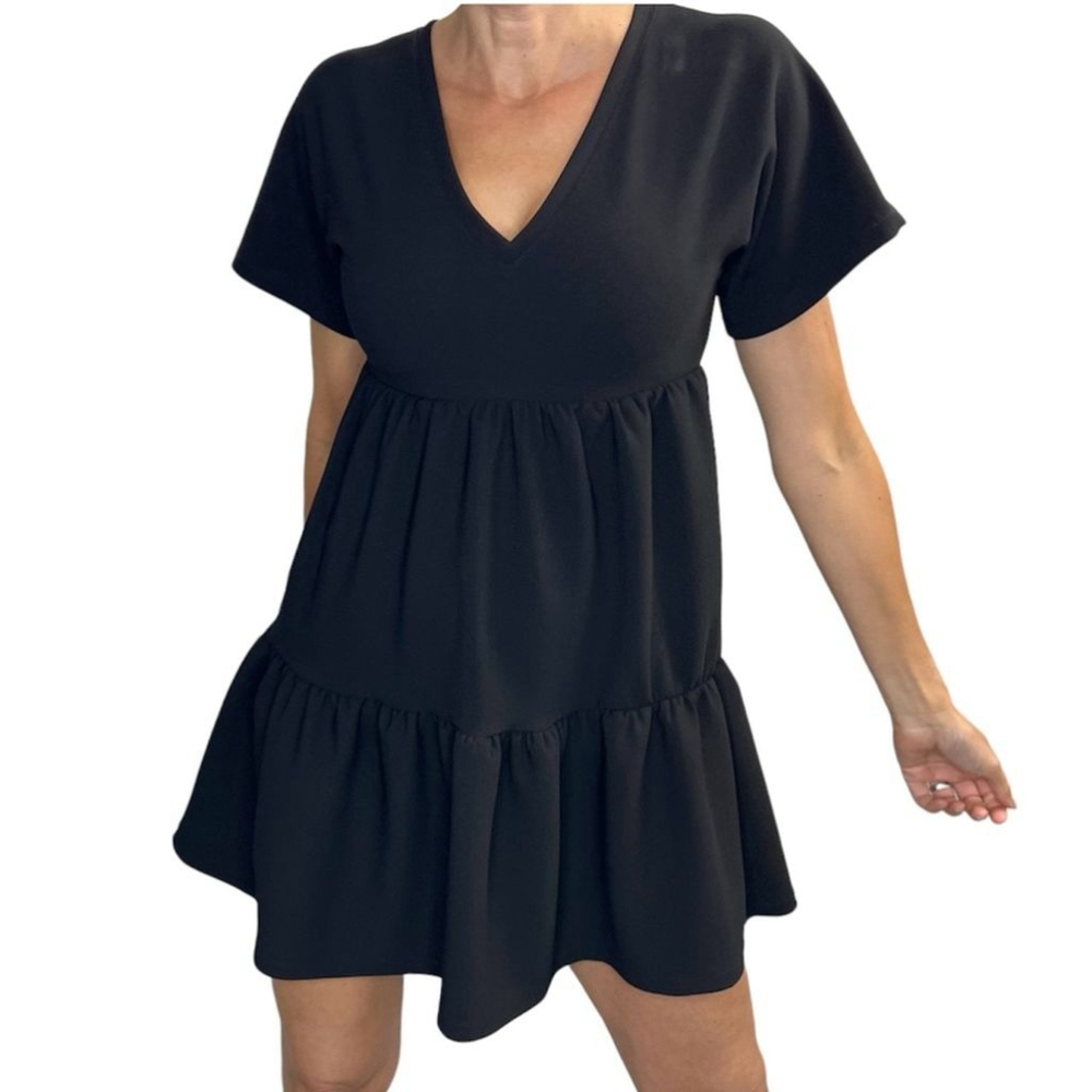 Daily Story Montreal black v neck tiered dolman mini dress XS